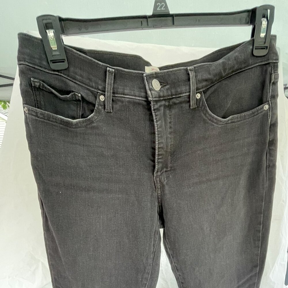 Ladies Levi Strauss, Black, 311 Shaping Skinny, Waist 32, Length 30